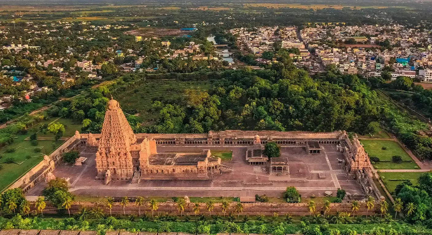 thanjavur-brihadeeswarar-temple