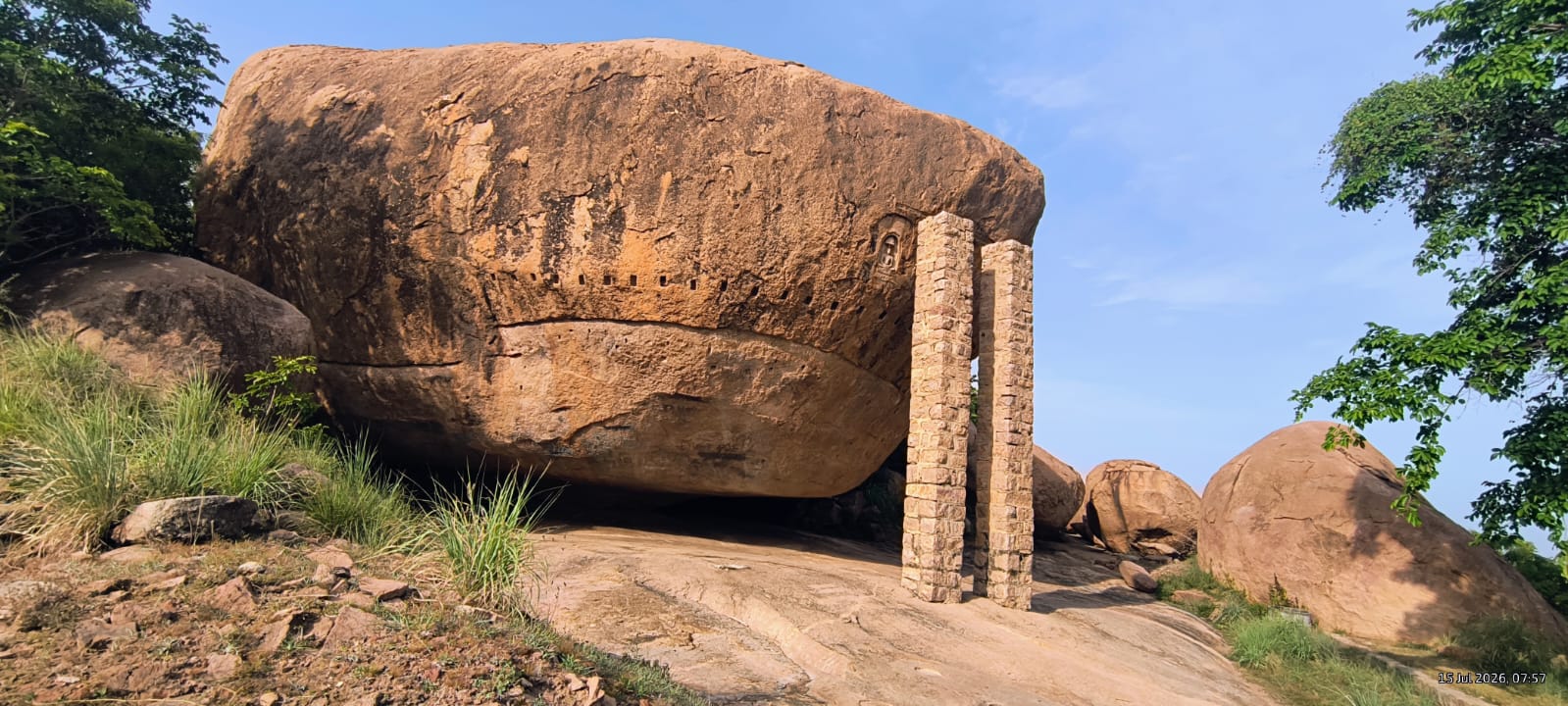 Keezhavalavu Jain Cave – An Enroute Heritage Experience
