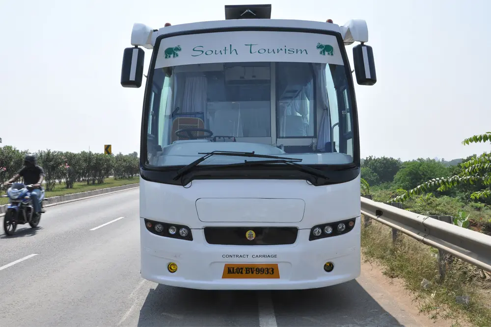 Mini Coach(2+1)